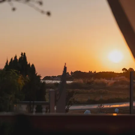 Marine's House Tatil Evi *