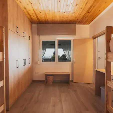 Marine's House Tatil Evi Vergia