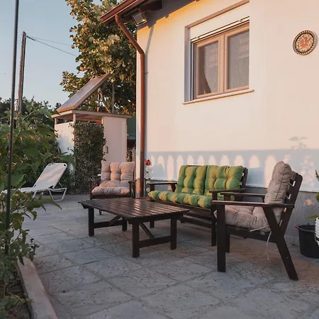 Marine's House Tatil Evi *